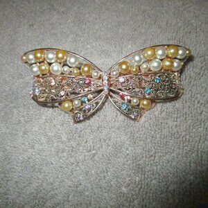 60s Vtg Faux Pearls & Rhinestones Butterfly Hair Barrette Clip Filigree Signed